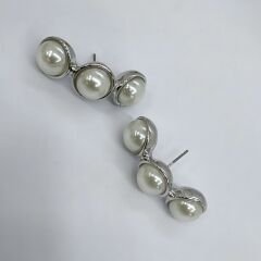 Tek Delikte Çoklu Görünüm Gümüş Çerçeve İnci Küpe