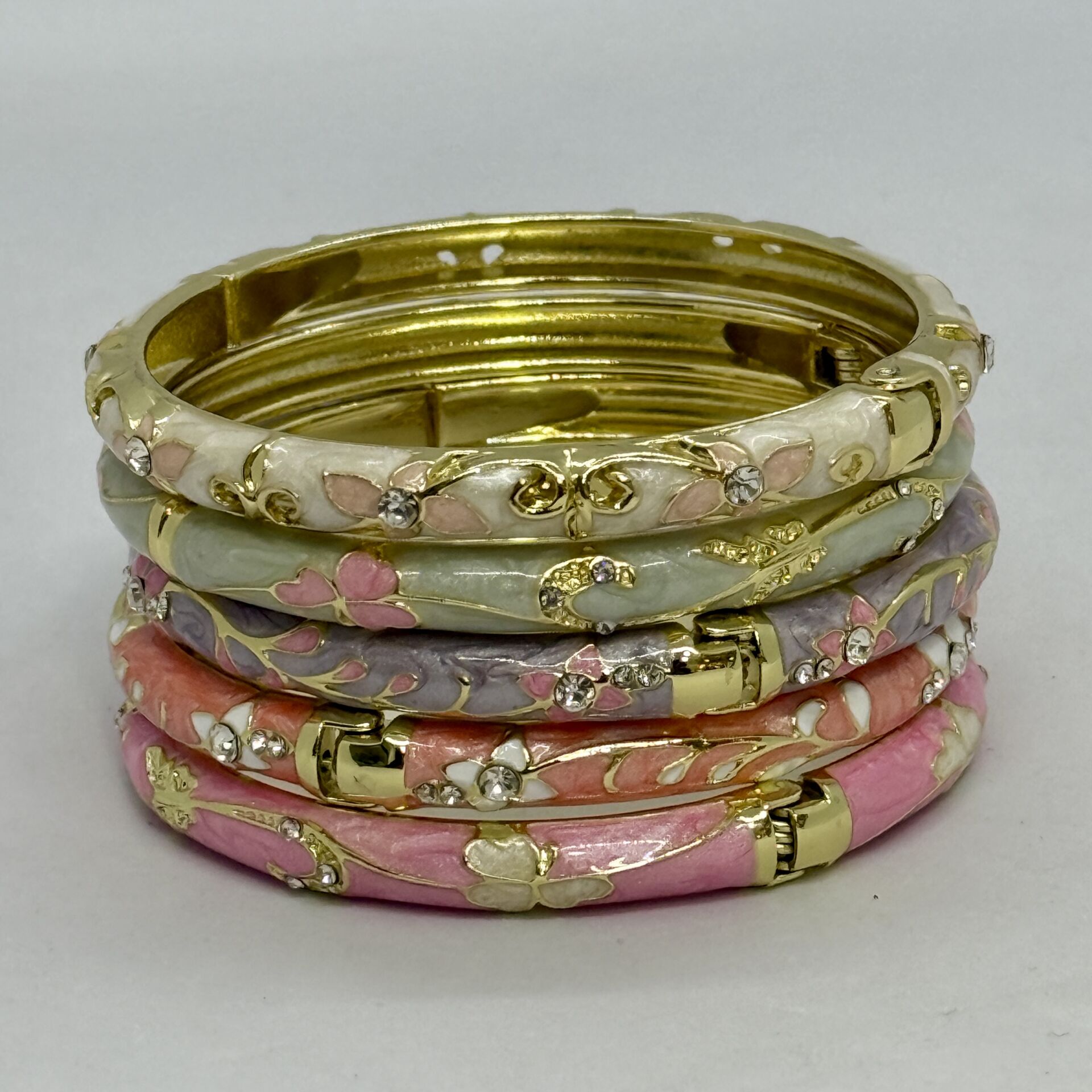 Özel Seri Kemik Mineli 5’li Kelepçe Bileklik Seti