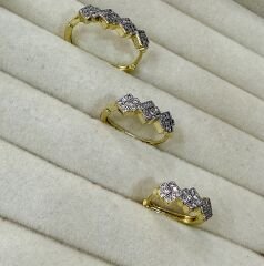 Özel Seri Zirkon Taşlı Üçlü Set Küpe