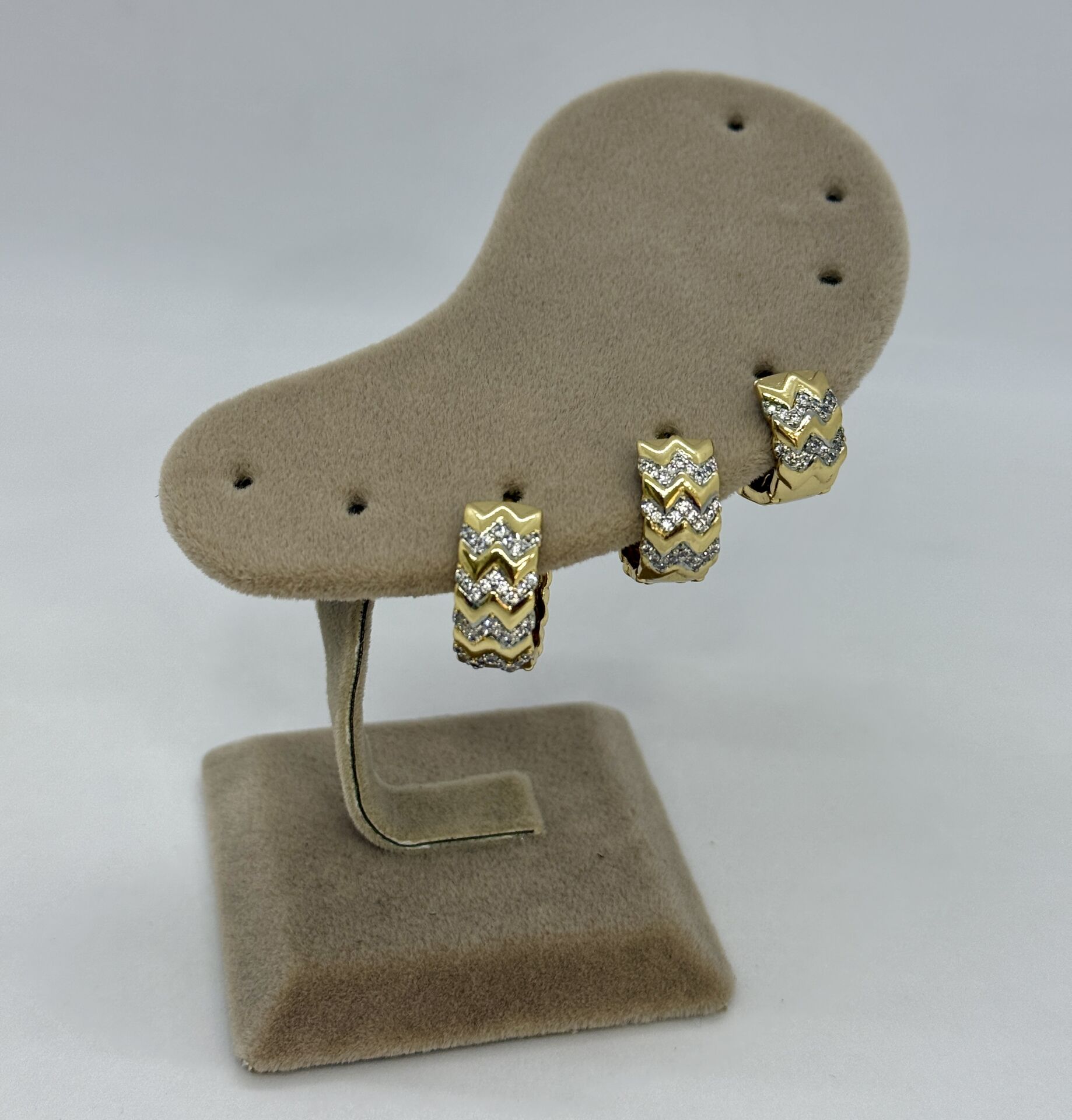 Özel Seri Zirkon Taşlı Üçlü Halka Küpe