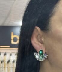 Oval Taş Detay Hareli Yelpaze Model Küpe