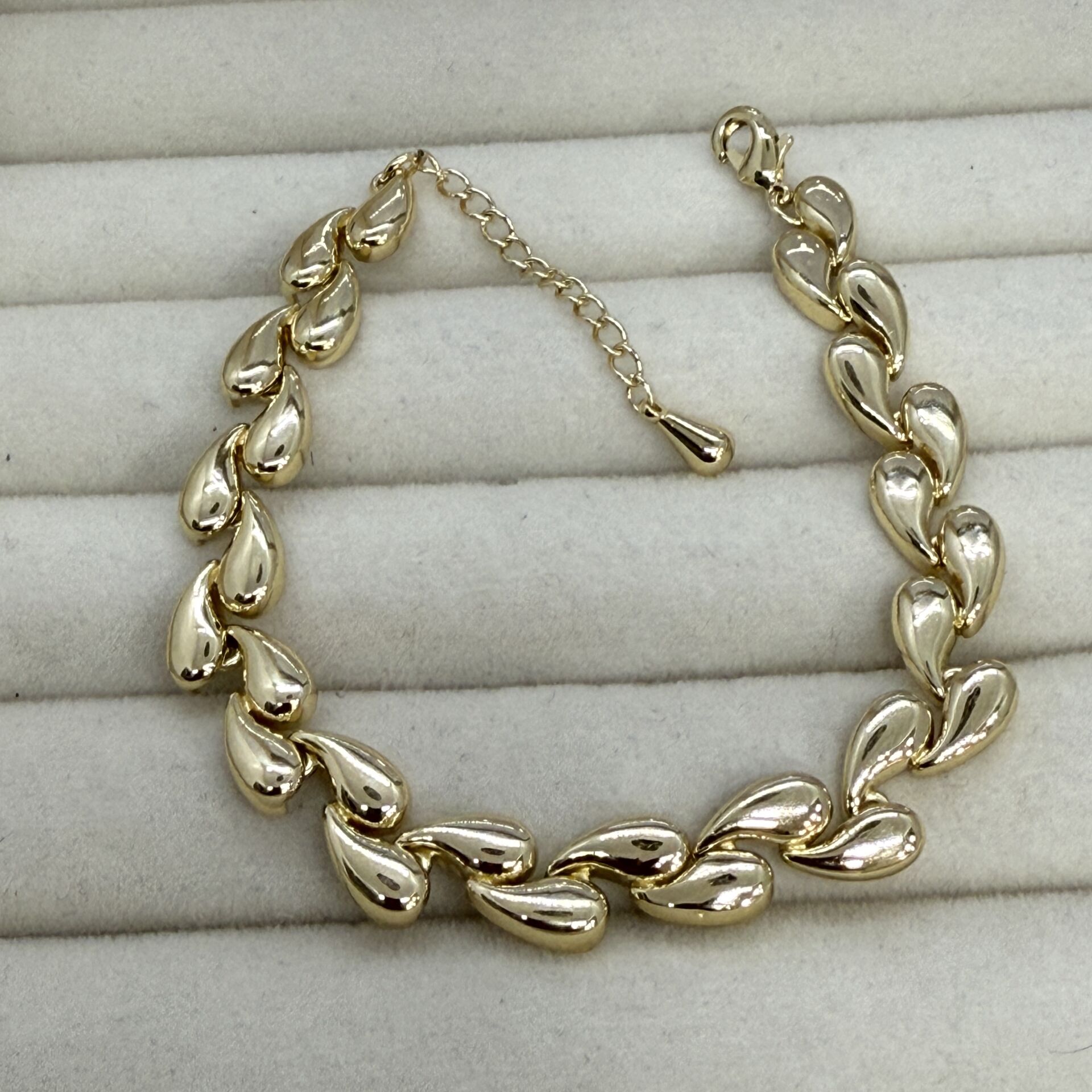 Özel Seri 14K Altın Kaplama Çoklu Damla Plaka Bileklik