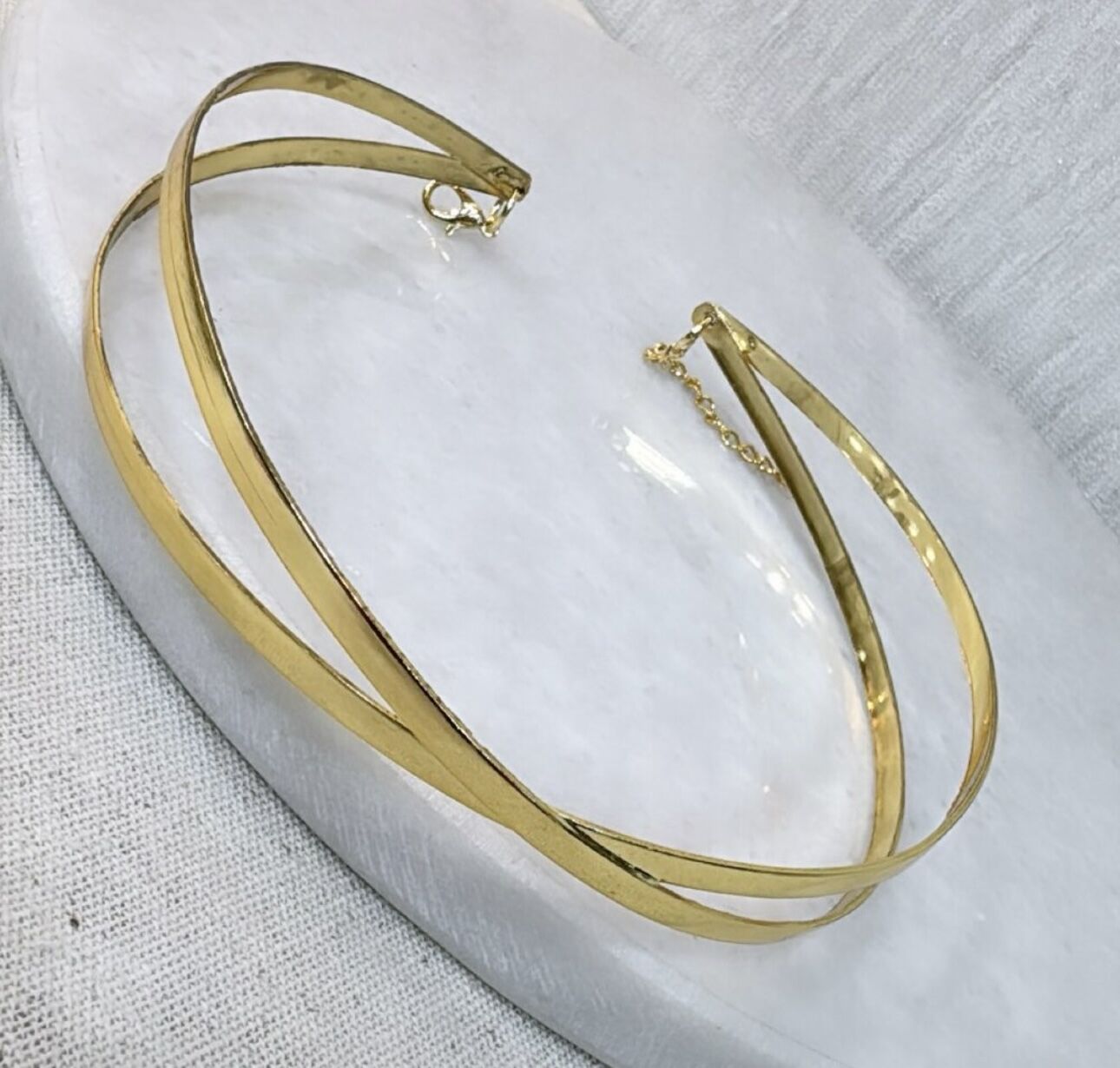 İklİi Görünüm Çapraz Choker Kolye