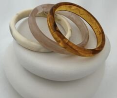 Üç Renkli Çoklu Kemik Model Bilezik (İç Çap:6.5cm)