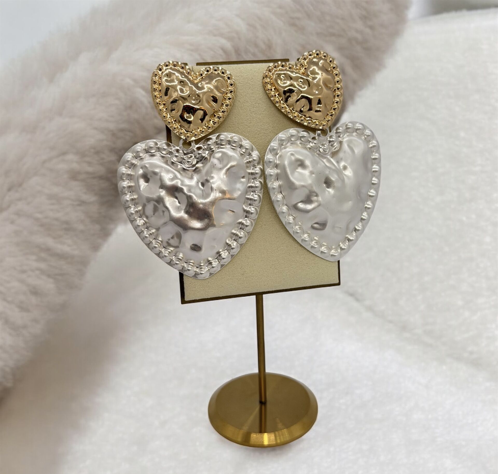 Özel Seri Marka Model İki Renk Kalp Küpe