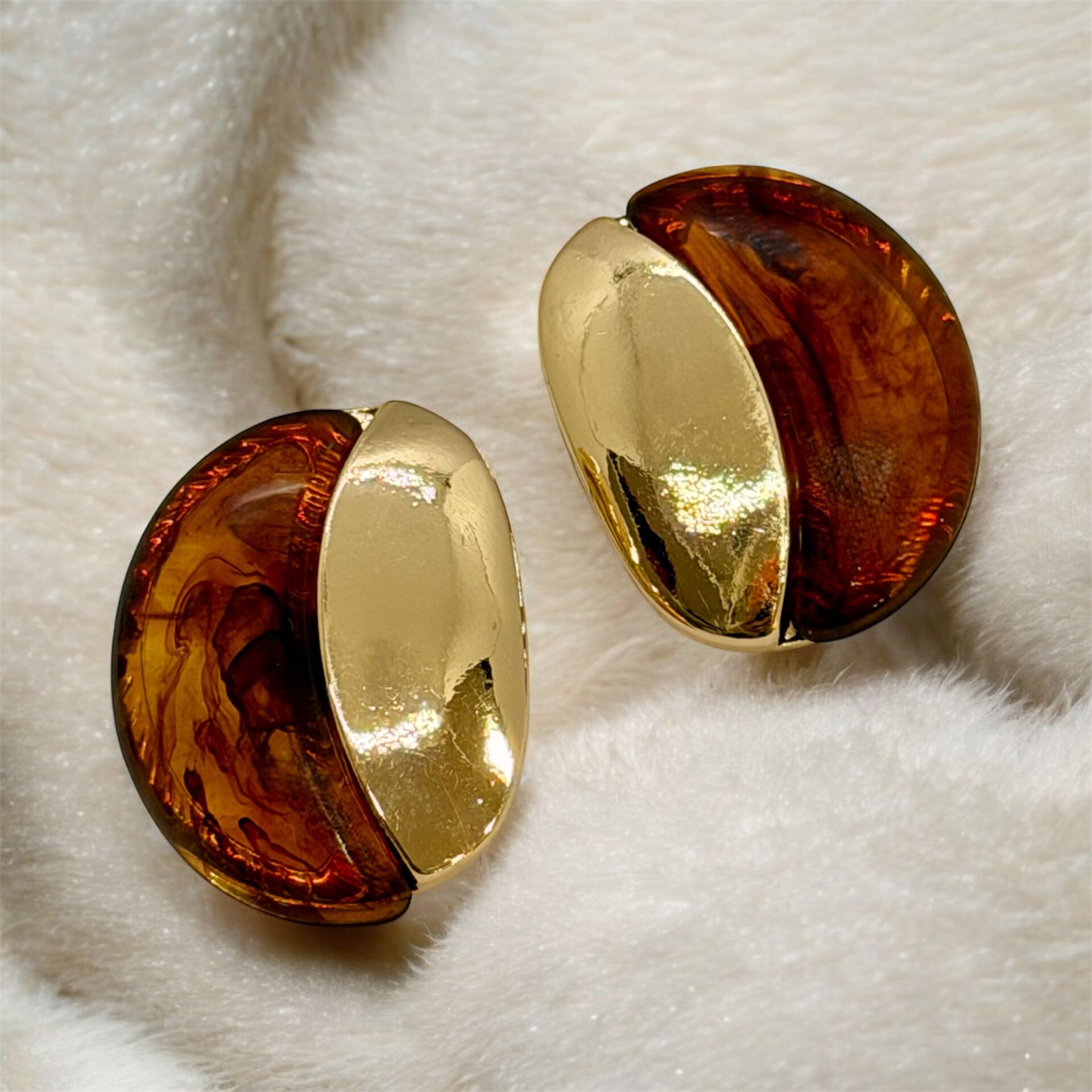 Marka Model İki Renk Oval Küpe