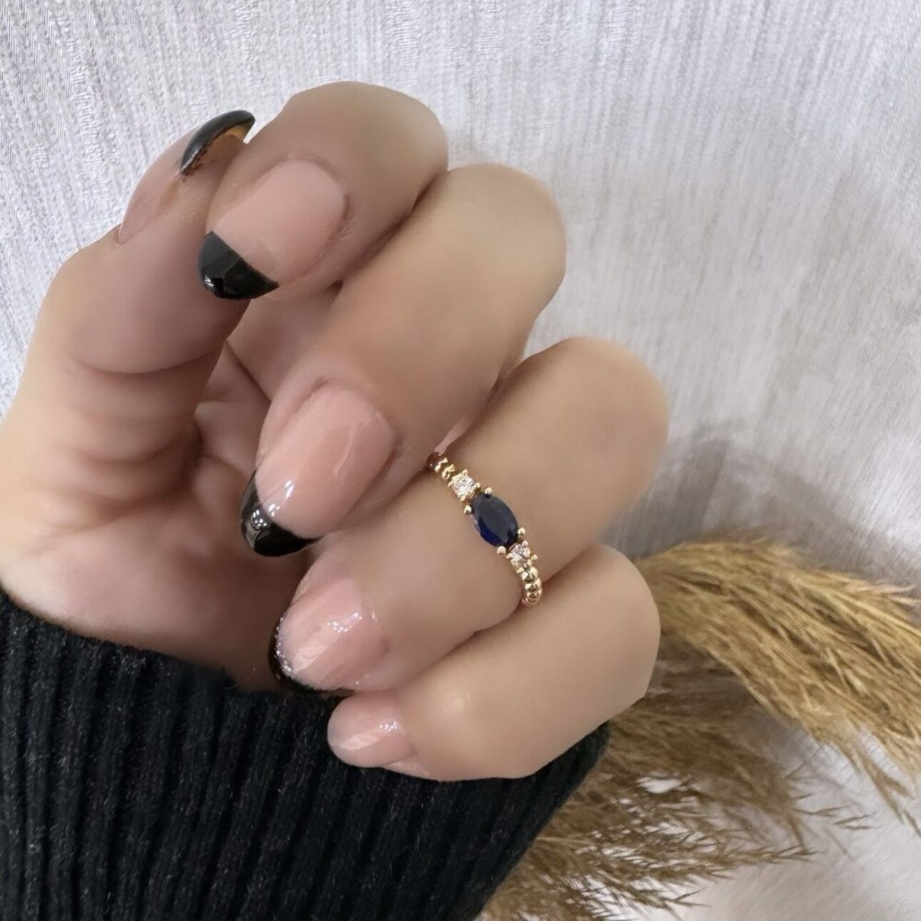 Oval Taşlı Topçuk Çıtır Yüzük