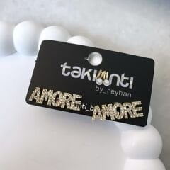 Zirkon Taşlı Amore Yazı Küpe