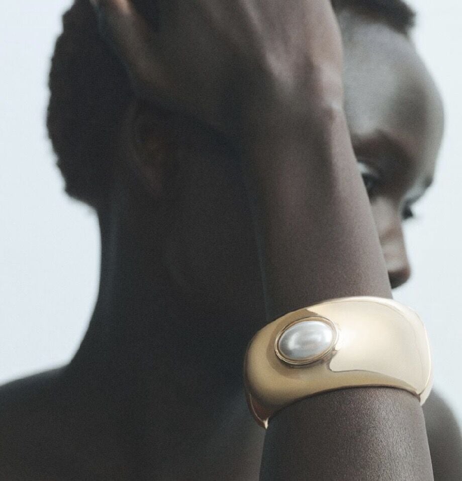 Özel Seri Marka Model İri İnci Detay Kelepçe Bileklik