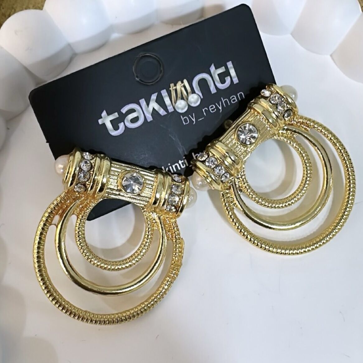 Taşlı Vintage Küpe