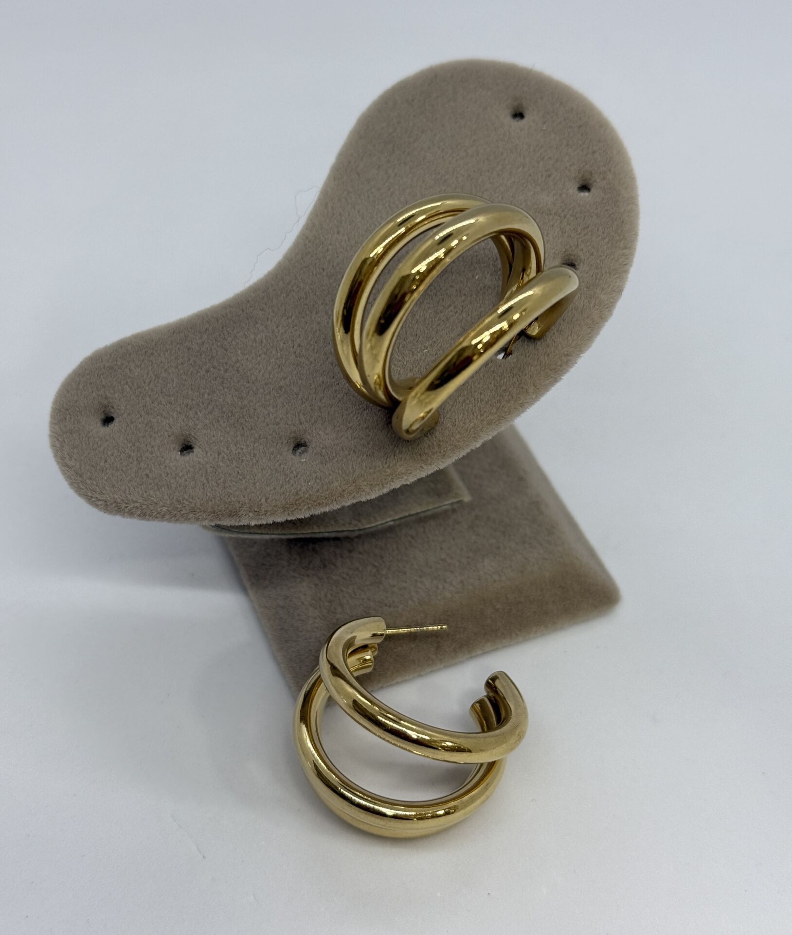 Çoklu Görünüm Halka Küpe