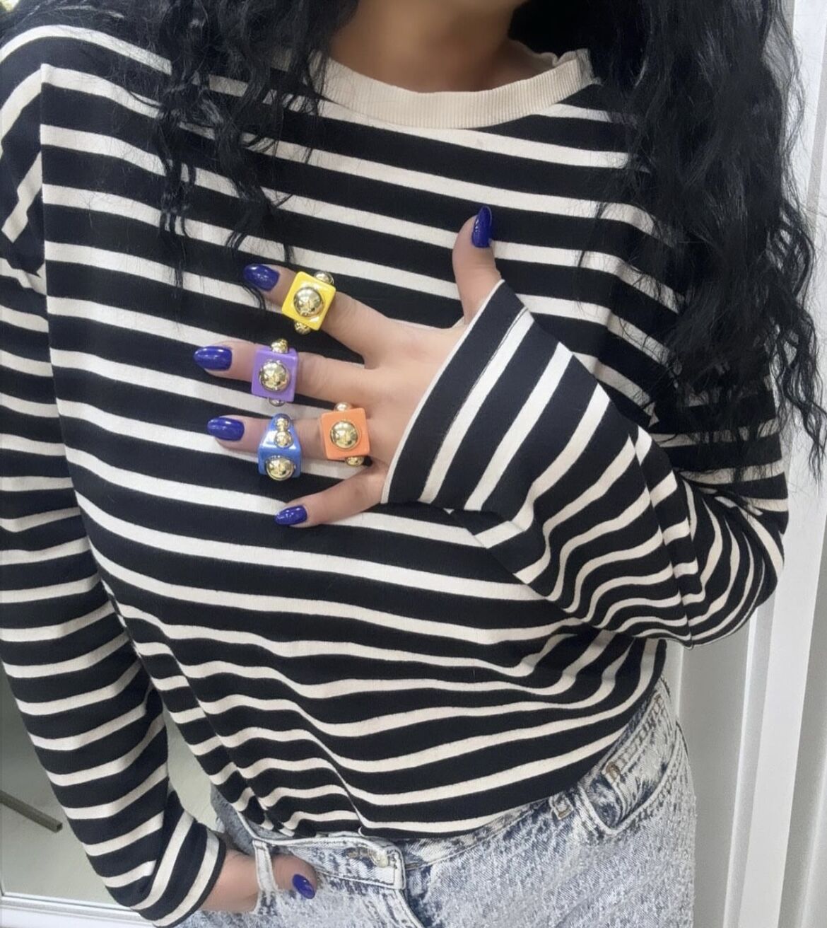 Gold Topçuk Detay Mineli Yüzük