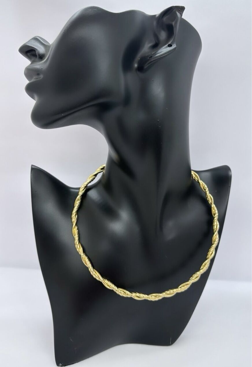 Çelik Burgu Plaka Choker Kolye