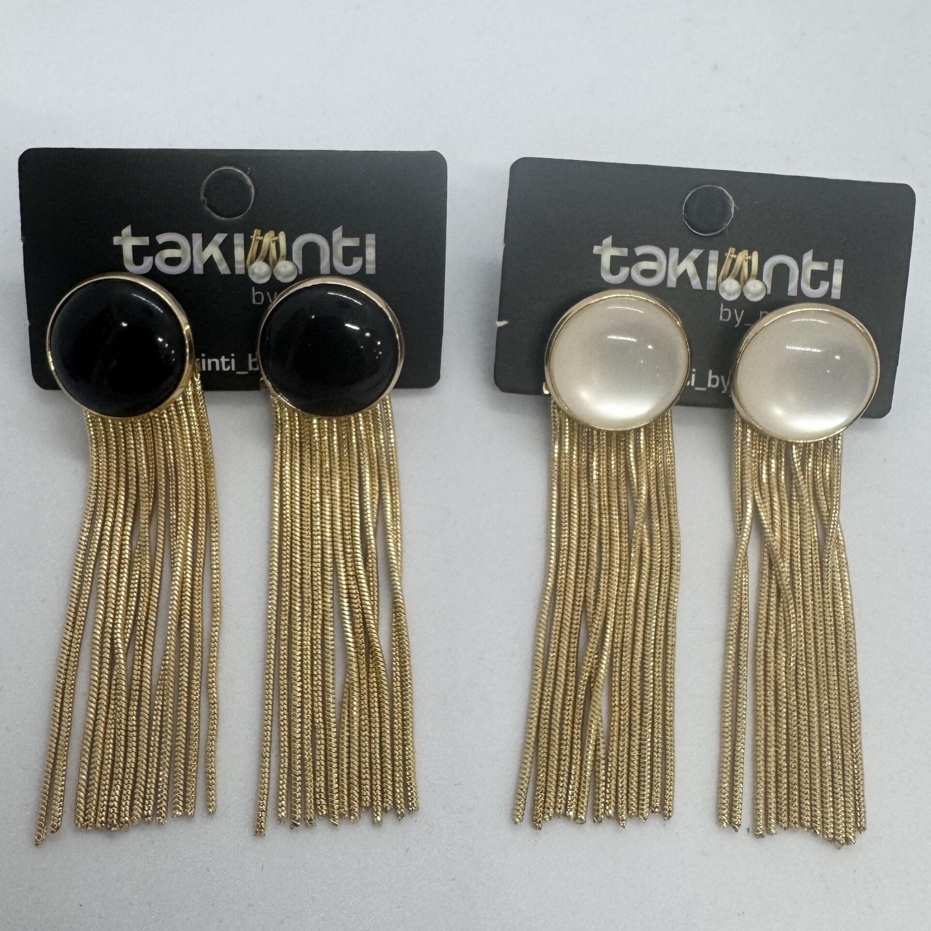 Daire Plakada Zincir Sallantı Küpe