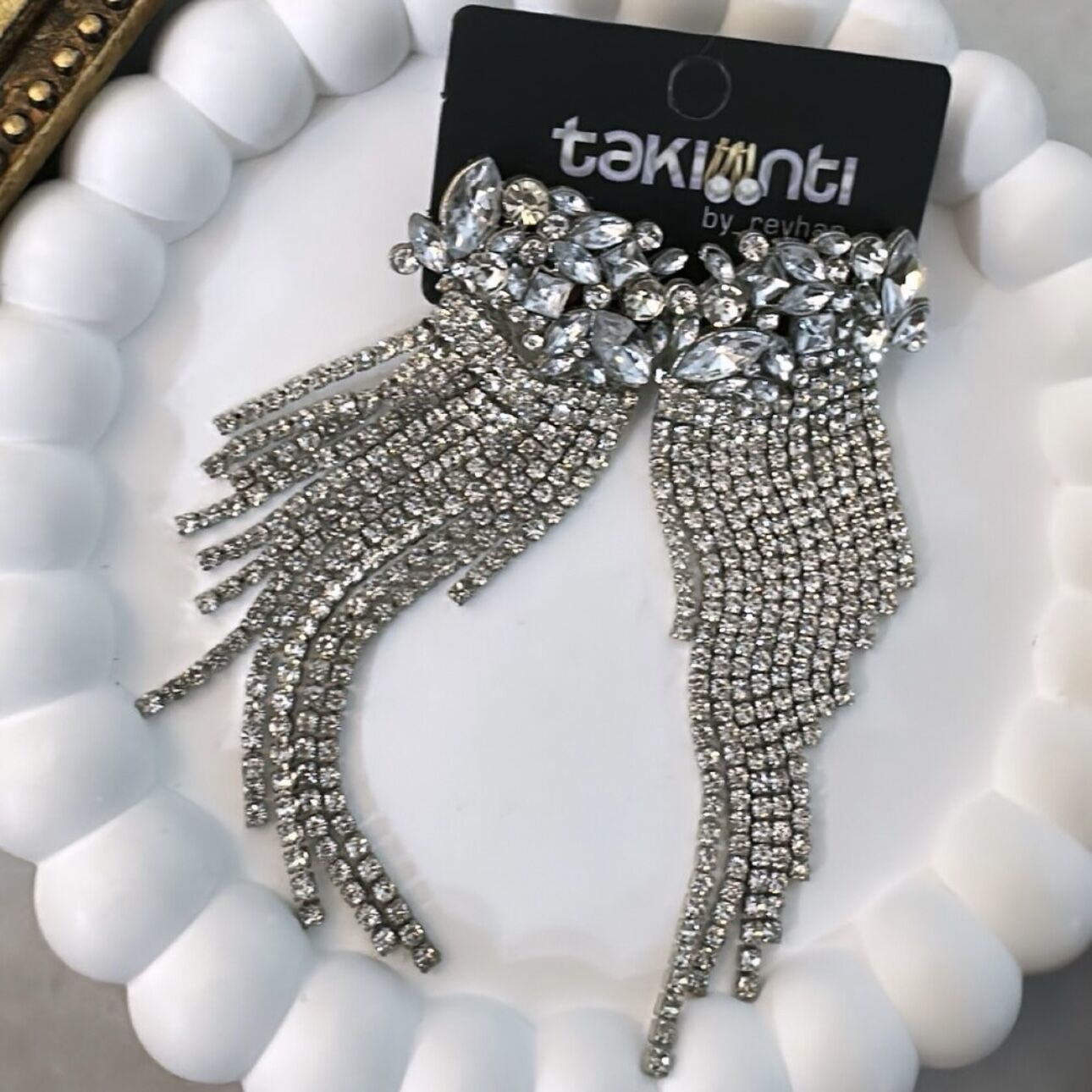 Baged Taş Detay Gümüş Zirkon Taş Sallantı Küpe
