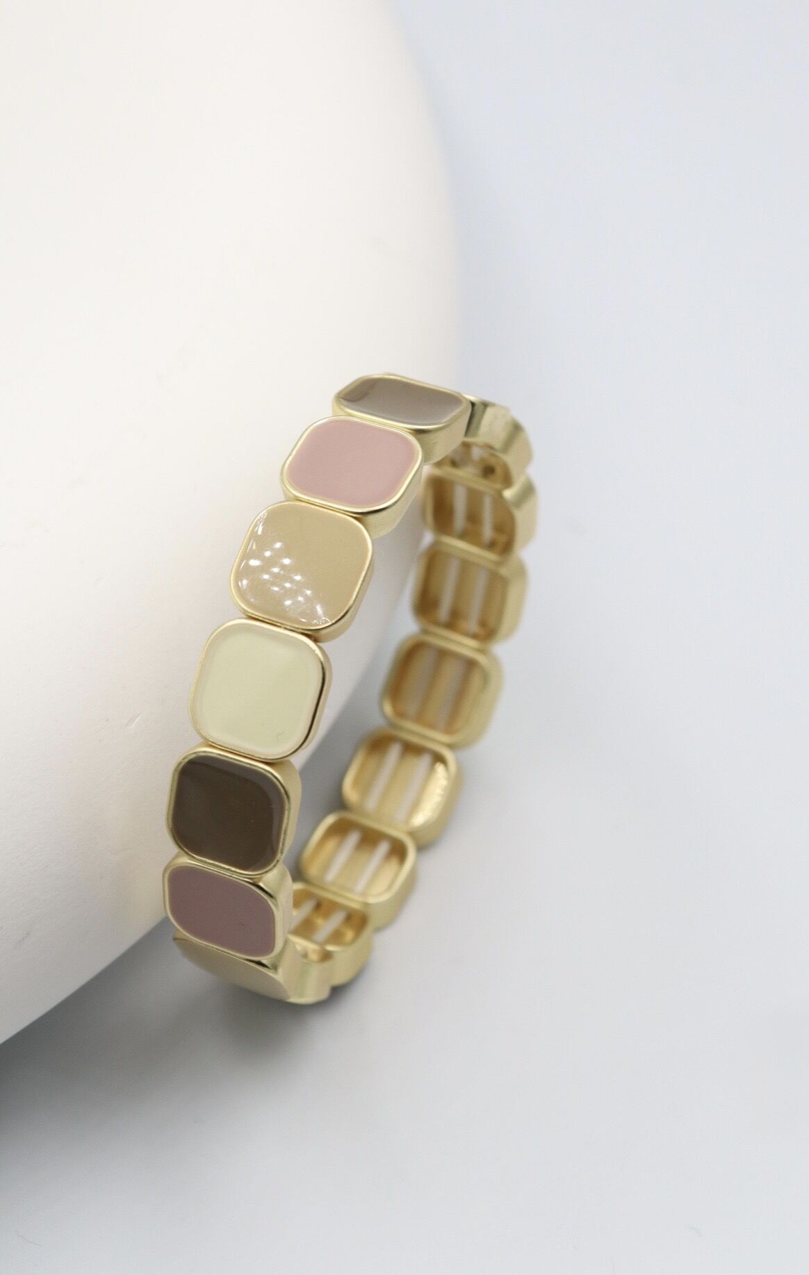 Porselen Kaplama Mat Renk Geçişli Kare Model Lastikli Bileklik