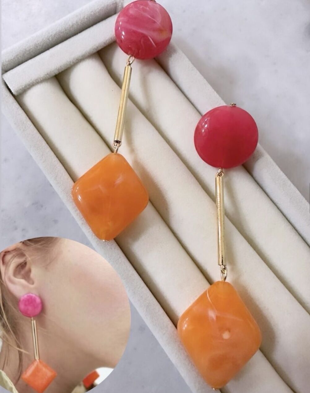 Marka Model Renkli Reçine Küpe