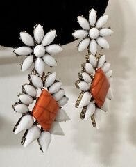 Marka Çiçek Model Mermer Desen Turuncu Taş Detay Küpe