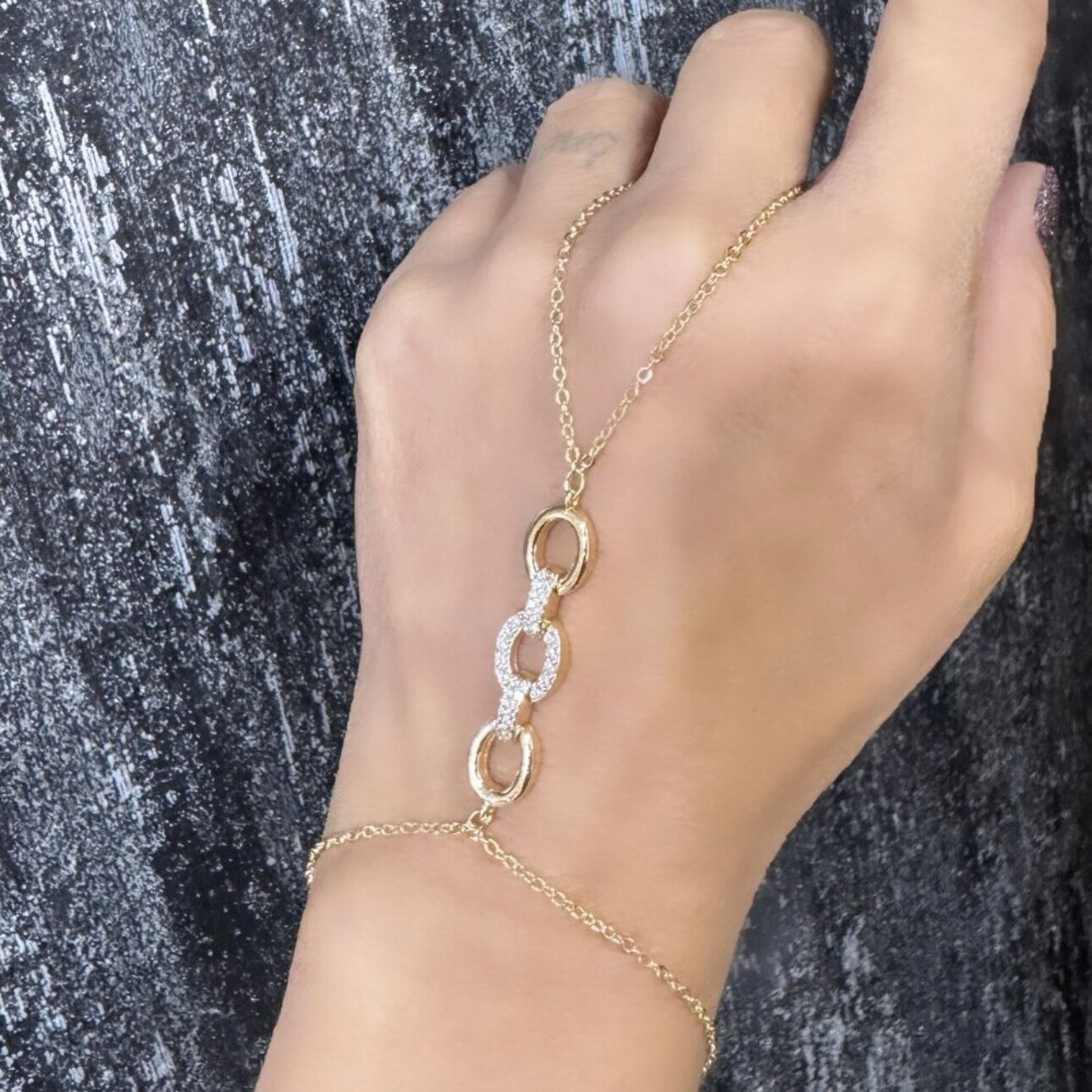 İthal Zirkon Taşlı Oval Figür Şahmeran