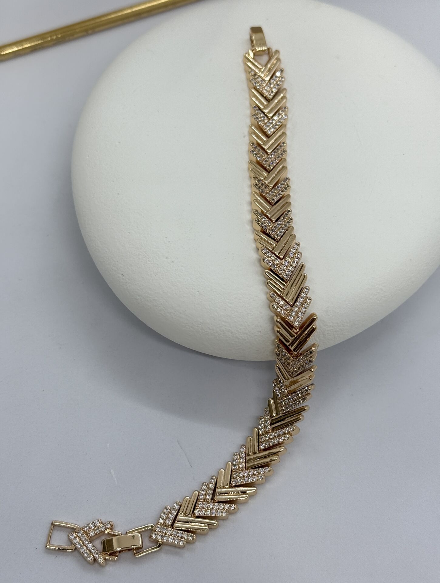 Özel Seri 14K Altın Kaplama Balık Sırtı Bileklik