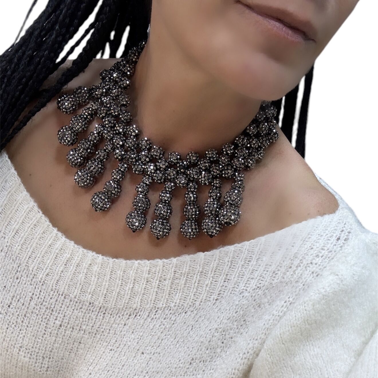 Özel Seri Antrasit Taşlı Büyüklü Küçüklü Topçuk Detay Salkım Marka Model Kolye (50 Cm)