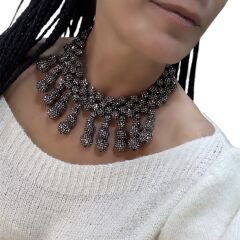 Özel Seri Antrasit Taşlı Büyüklü Küçüklü Topçuk Detay Salkım Marka Model Kolye (50 Cm)