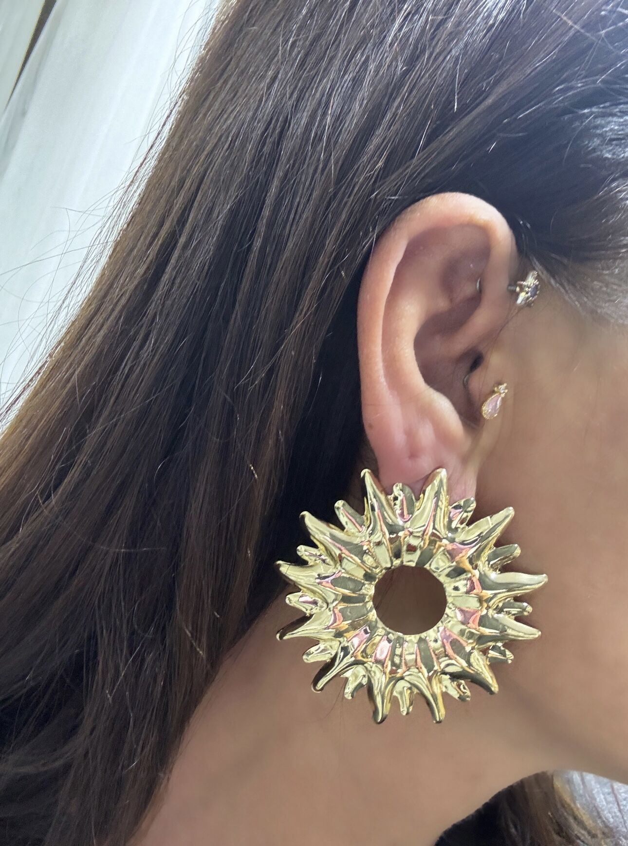 Marka Model Güneş Küpe