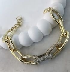Özel Seri Ortası Üç Halka Zirkon Taşlı Bileklik