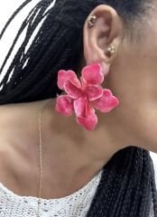 Marka Model Pembe Çiçek Küpe