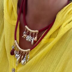 Bordo Deri İp Çoklu Charm Sallantılı İkili Marka Model Kolye (50 Cm-58 Cm)