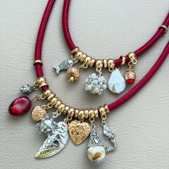 Bordo Deri İp Çoklu Charm Sallantılı İkili Marka Model Kolye (50 Cm-58 Cm)