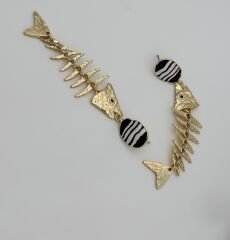 Gold Plaka Balık Kılçık Marka Model Küpe