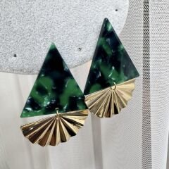 Üçgen Hareli Gold Yelpaze Model Küpe